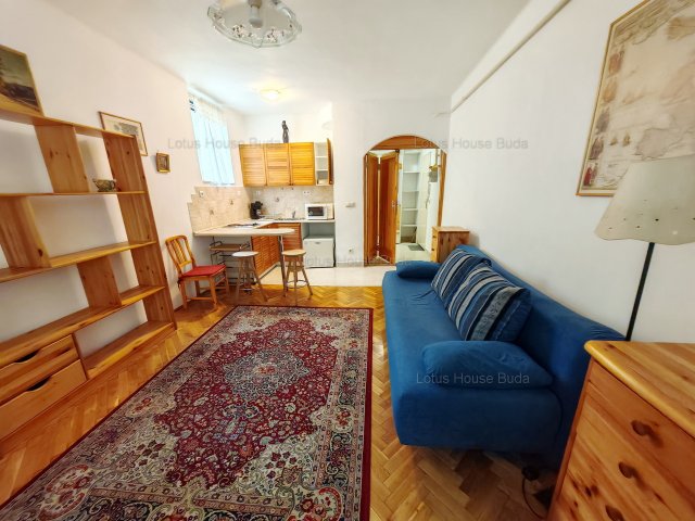 Kiadó téglalakás, albérlet, XI. kerületben, Rahó utcában