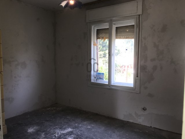 Eladó családi ház, Debrecenben 13.99 M Ft, 1 szobás