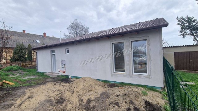 Eladó családi ház, Kiskunlacházán 44.99 M Ft, 3 szobás