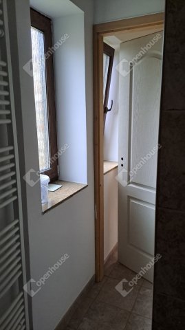 Eladó családi ház, Orfűn 44.9 M Ft, 3 szobás