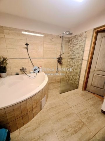 Eladó családi ház, Szőkén 59.99 M Ft, 3+1 szobás