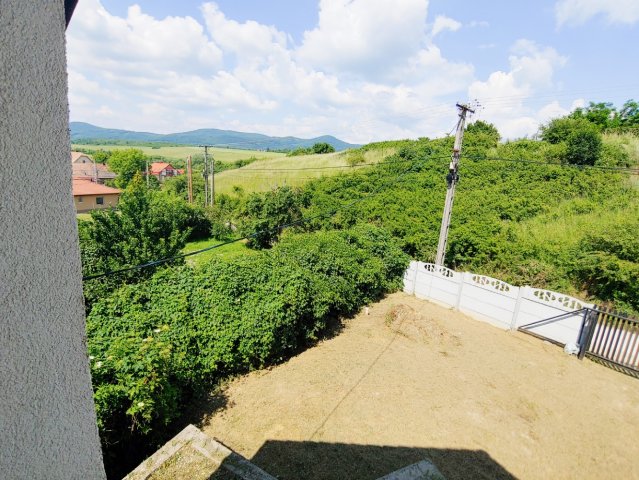 Eladó téglalakás, Csobánkán 42 M Ft, 3 szobás