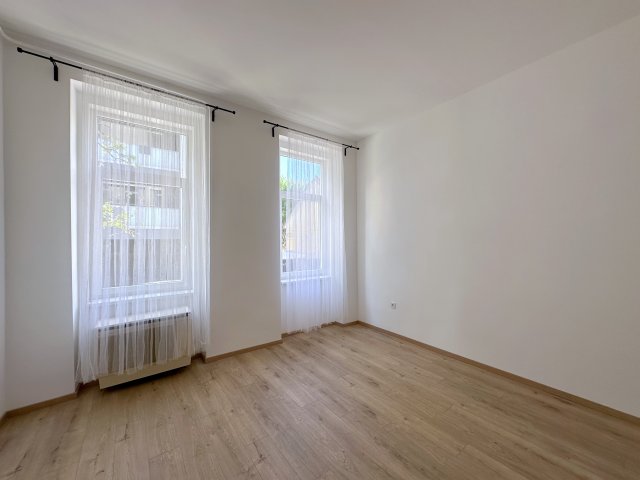 Eladó téglalakás, Budapesten, XIV. kerületben, Ilka utcában