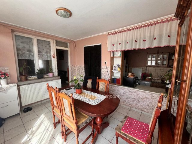 Eladó családi ház, Püspökladányban 39 M Ft, 4+1 szobás