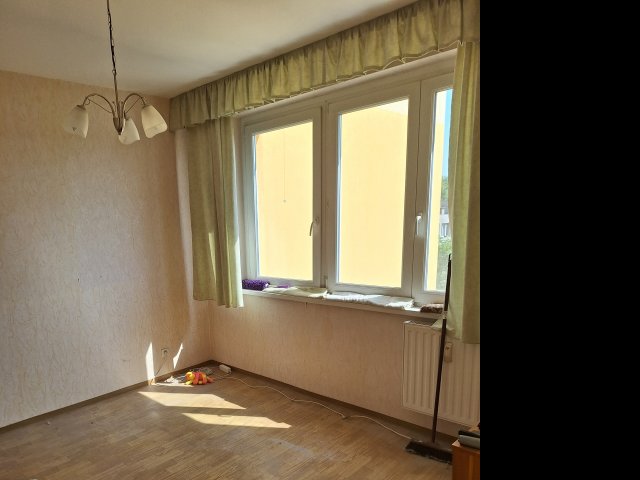 Eladó panellakás, Székesfehérvárott, Lövölde utcában
