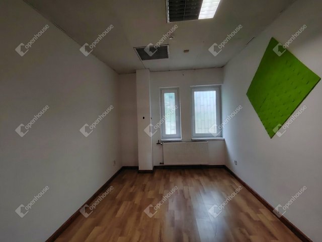 Kiadó üzlethelyiség, Székesfehérvárott 508 E Ft / hó