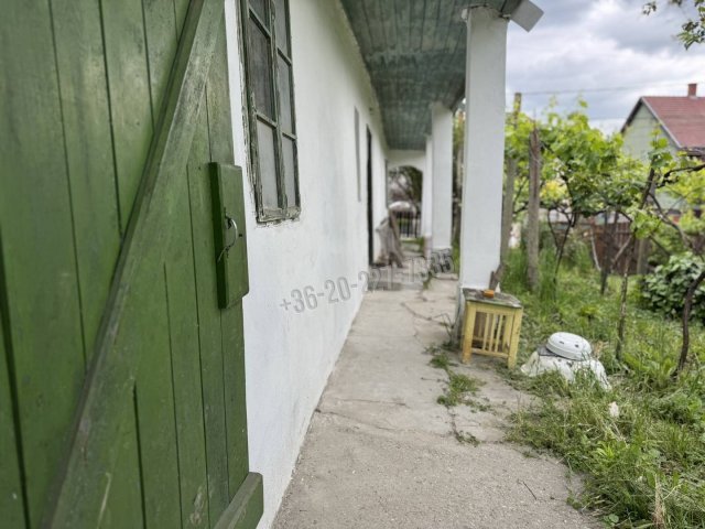 Eladó családi ház, Makádon 19 M Ft, 3 szobás