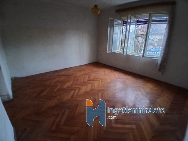 Eladó családi ház, Zagyvaszántón 26 M Ft, 2 szobás