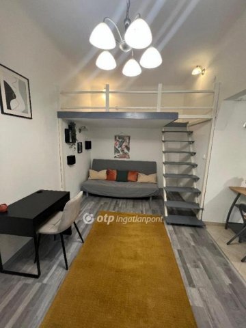 Eladó téglalakás, Budapesten, VI. kerületben 47 M Ft, 1 szobás