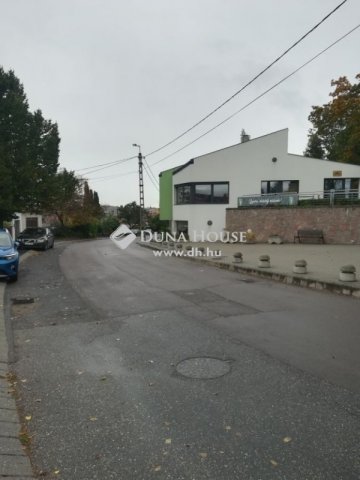 Eladó sorház, Egerben 70 M Ft, 4 szobás / költözzbe.hu