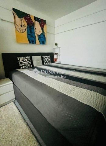 Eladó panellakás, Budapesten, XX. kerületben 21.9 M Ft, 3 szobás