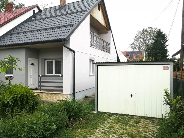 Eladó ikerház, Gyenesdiáson 82.5 M Ft, 1+3 szobás
