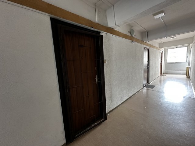 Eladó panellakás, Budapesten, III. kerületben 32 M Ft, 1 szobás