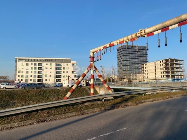 Eladó téglalakás, Budapesten, XI. kerületben 101 M Ft, 3 szobás