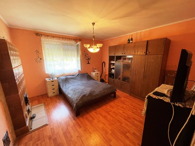 Eladó családi ház, Fityeházon 22 M Ft, 2 szobás
