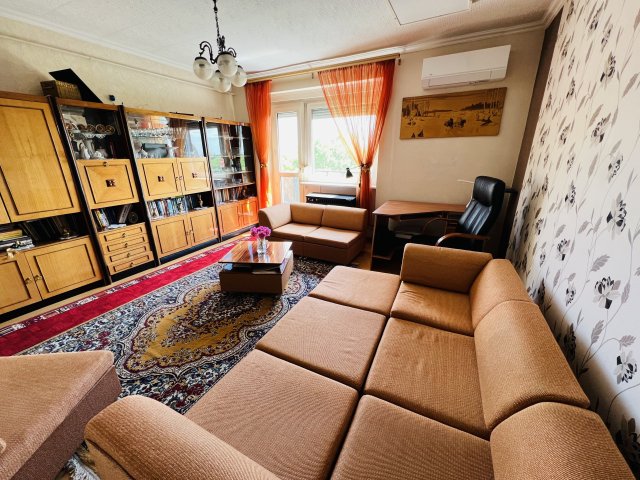 Eladó téglalakás, Szigetszentmiklóson 47.99 M Ft, 2 szobás