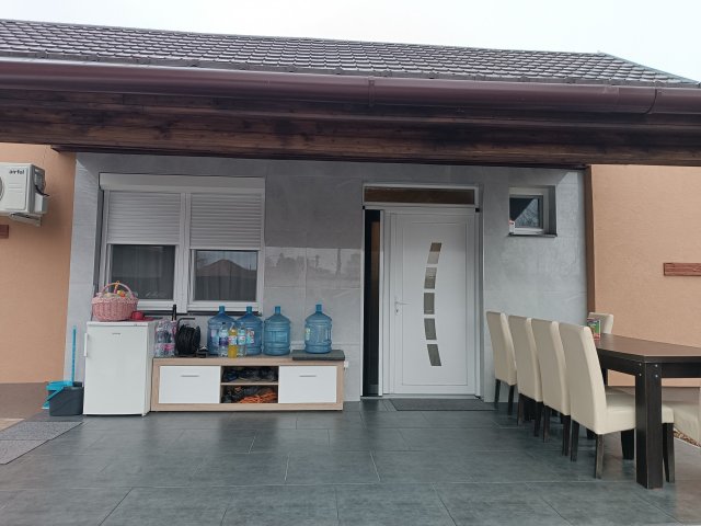 Eladó családi ház, Örkényen 53 M Ft, 3 szobás
