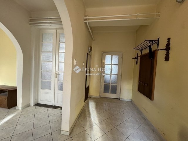 Eladó családi ház, Budapesten, XXI. kerületben 89.9 M Ft