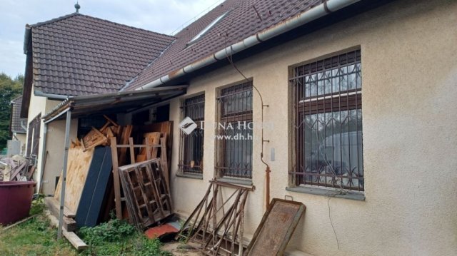 Eladó családi ház, Kozármislenyen 250 M Ft, 6 szobás