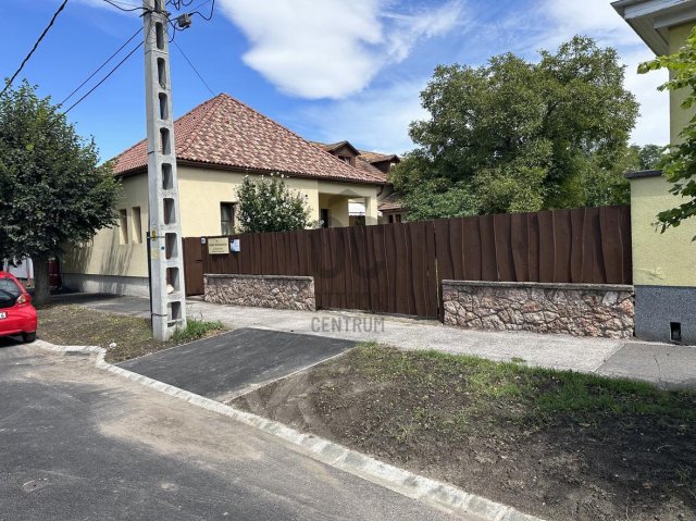 Eladó ipari ingatlan, Tatán 125 M Ft / költözzbe.hu