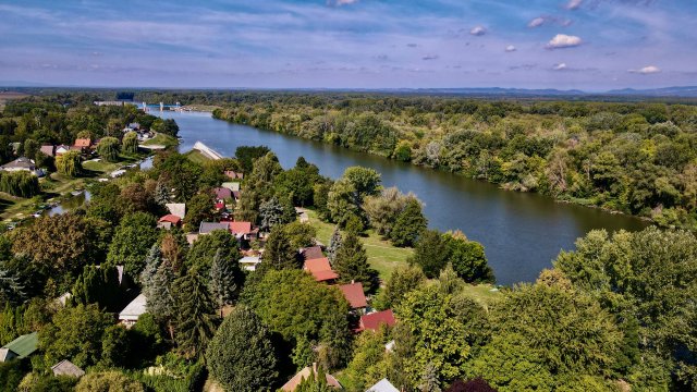 Eladó nyaraló, Tiszalökön 29.8 M Ft, 2 szobás