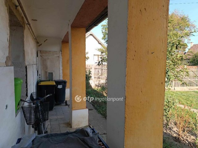 Eladó családi ház, Hajdúdorogon 9.4 M Ft, 1 szobás