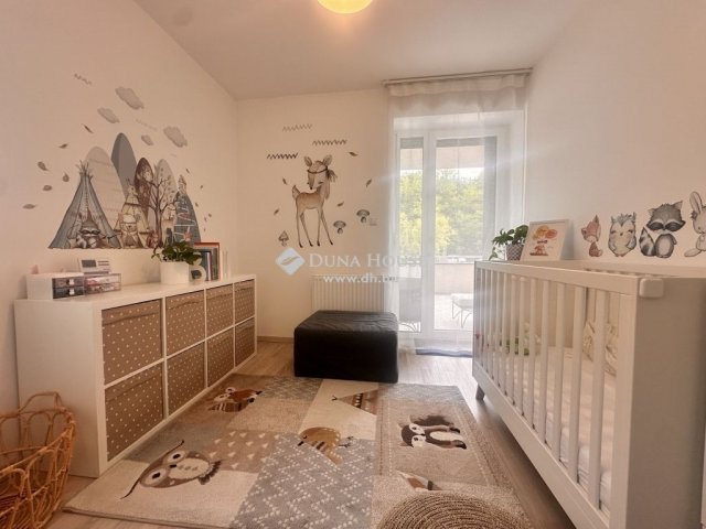 Eladó téglalakás, Zalaegerszegen 56 M Ft, 3 szobás