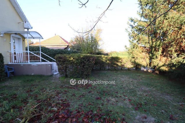 Eladó családi ház, Ráckevén 60 M Ft, 4 szobás