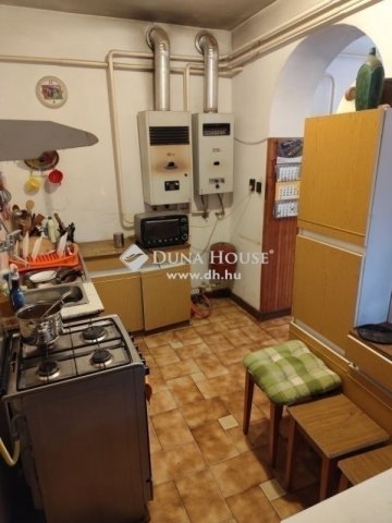 Eladó családi ház, Budapesten, XV. kerületben 125 M Ft, 6 szobás