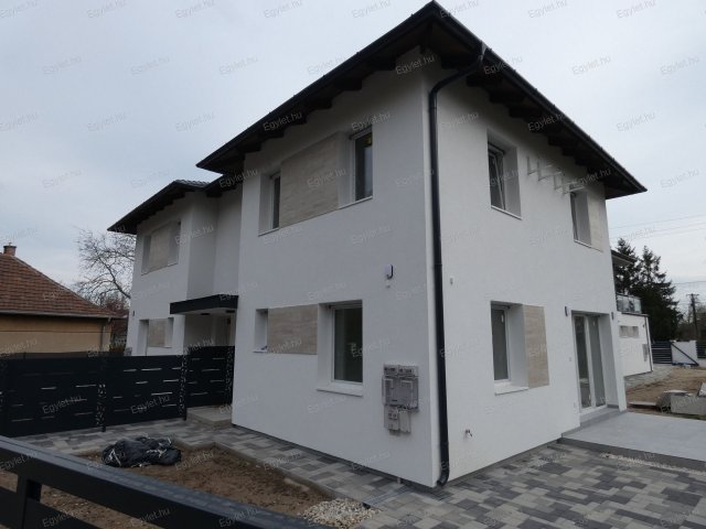 Eladó ikerház, Budapesten, XVII. kerületben 134.9 M Ft, 4 szobás