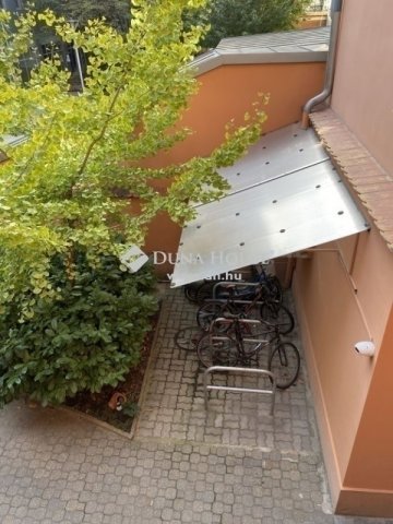 Eladó téglalakás, Budapesten, VI. kerületben 79.9 M Ft