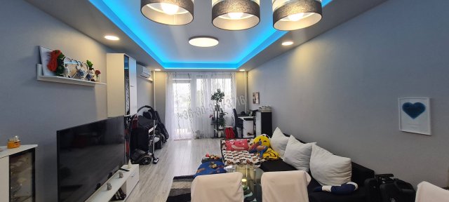 Eladó panellakás, Dunaújvárosban 35.9 M Ft, 2 szobás