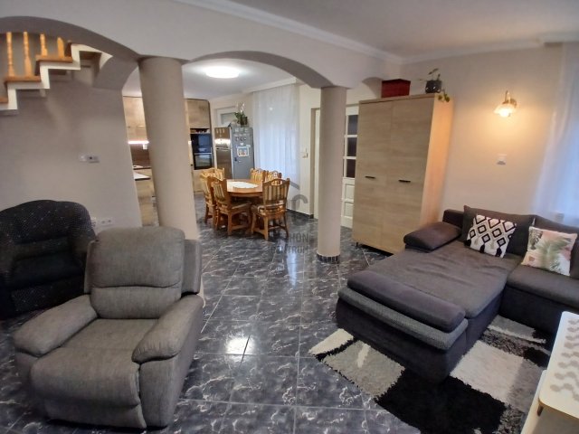 Eladó családi ház, Balmazújvárosban 74.9 M Ft, 4 szobás