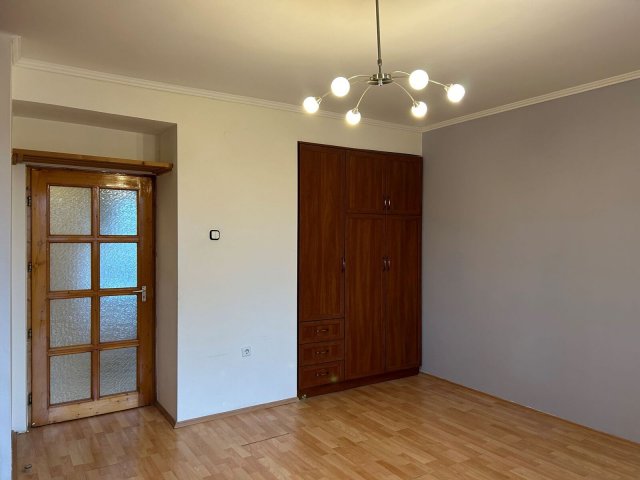 Kiadó téglalakás, albérlet, Nyíregyházán 135 E Ft / hó