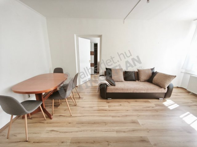 Kiadó panellakás, albérlet, Budapesten, VIII. kerületben
