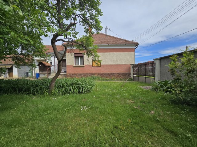 Eladó családi ház, Szentpéterfán 33.5 M Ft, 2 szobás