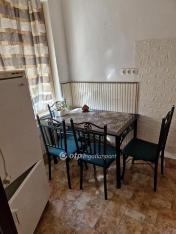 Eladó téglalakás, Budapesten, X. kerületben 39.9 M Ft, 1 szobás