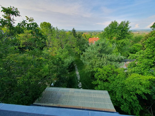 Eladó családi ház, Veresegyházon 159 M Ft, 2 szobás