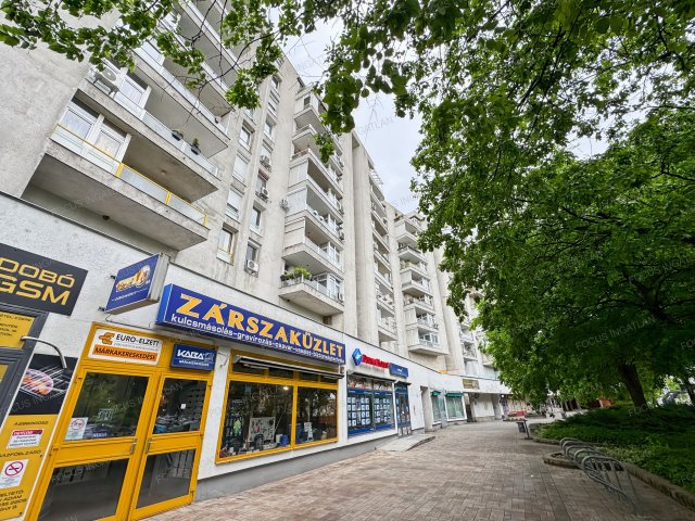 Kiadó téglalakás, albérlet, Kecskeméten 300 E Ft / hó
