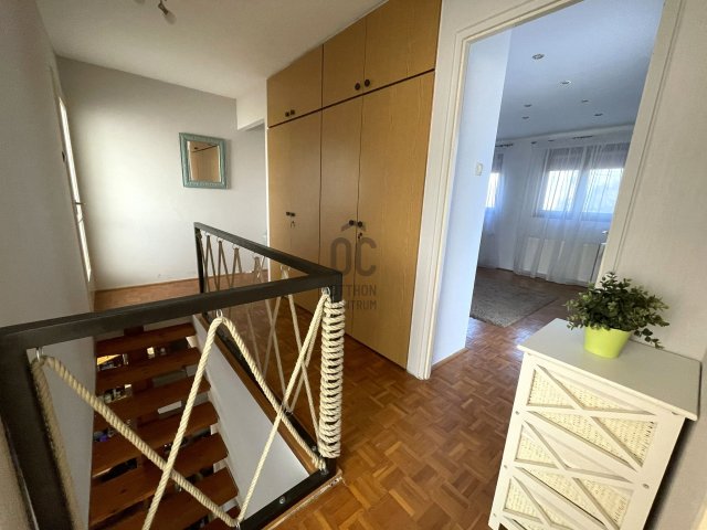 Eladó ikerház, Gödön 90 M Ft, 3 szobás / költözzbe.hu