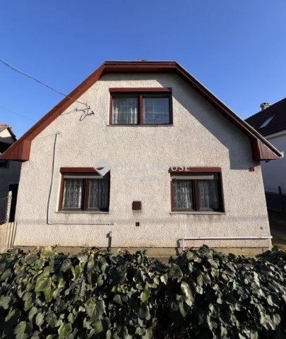 Eladó családi ház, Gyálon 93.5 M Ft, 6 szobás