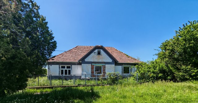 Eladó családi ház, Magyarkeszin 11.8 M Ft, 4 szobás