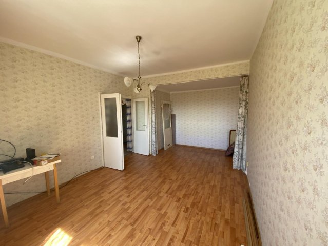 Eladó téglalakás, Tatabányán 26.9 M Ft, 1 szobás