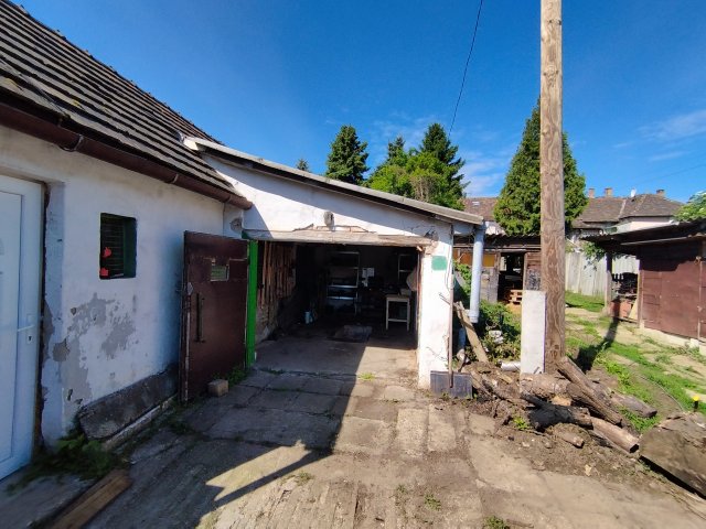 Eladó sorház, Tatabányán 24.99 M Ft, 2 szobás