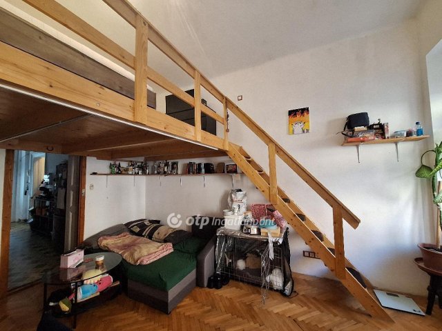 Eladó téglalakás, Budapesten, VII. kerületben 52 M Ft