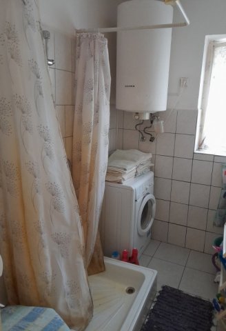 Eladó családi ház, Dánszentmiklóson 25.5 M Ft, 2 szobás