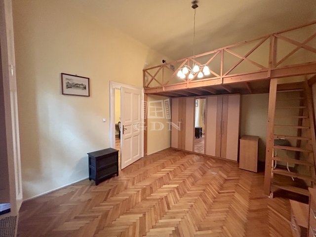 Eladó téglalakás, VIII. kerületben, Horánszky utcában