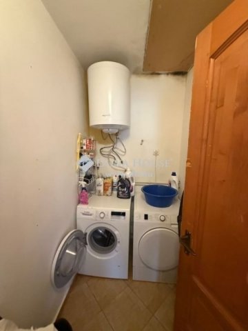 Eladó családi ház, Siklóson 50 M Ft, 5 szobás