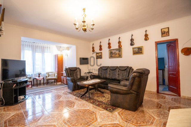 Eladó családi ház, Budapesten, XV. kerületben 195.5 M Ft