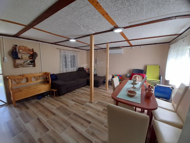 Eladó nyaraló, Nagymaroson 36.9 M Ft, 1 szobás
